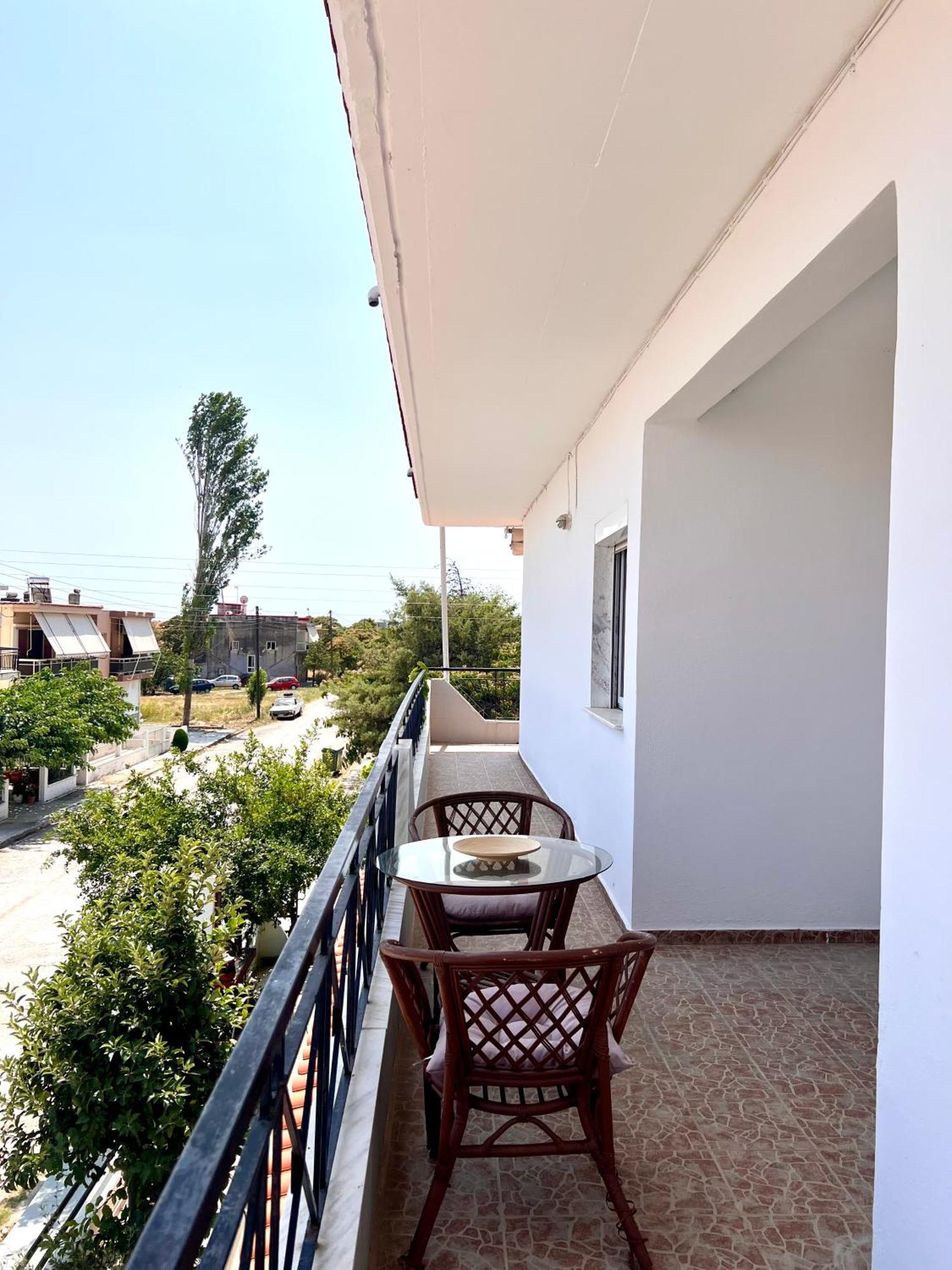 Dimitra House Entire With Balcony And View Pherrai