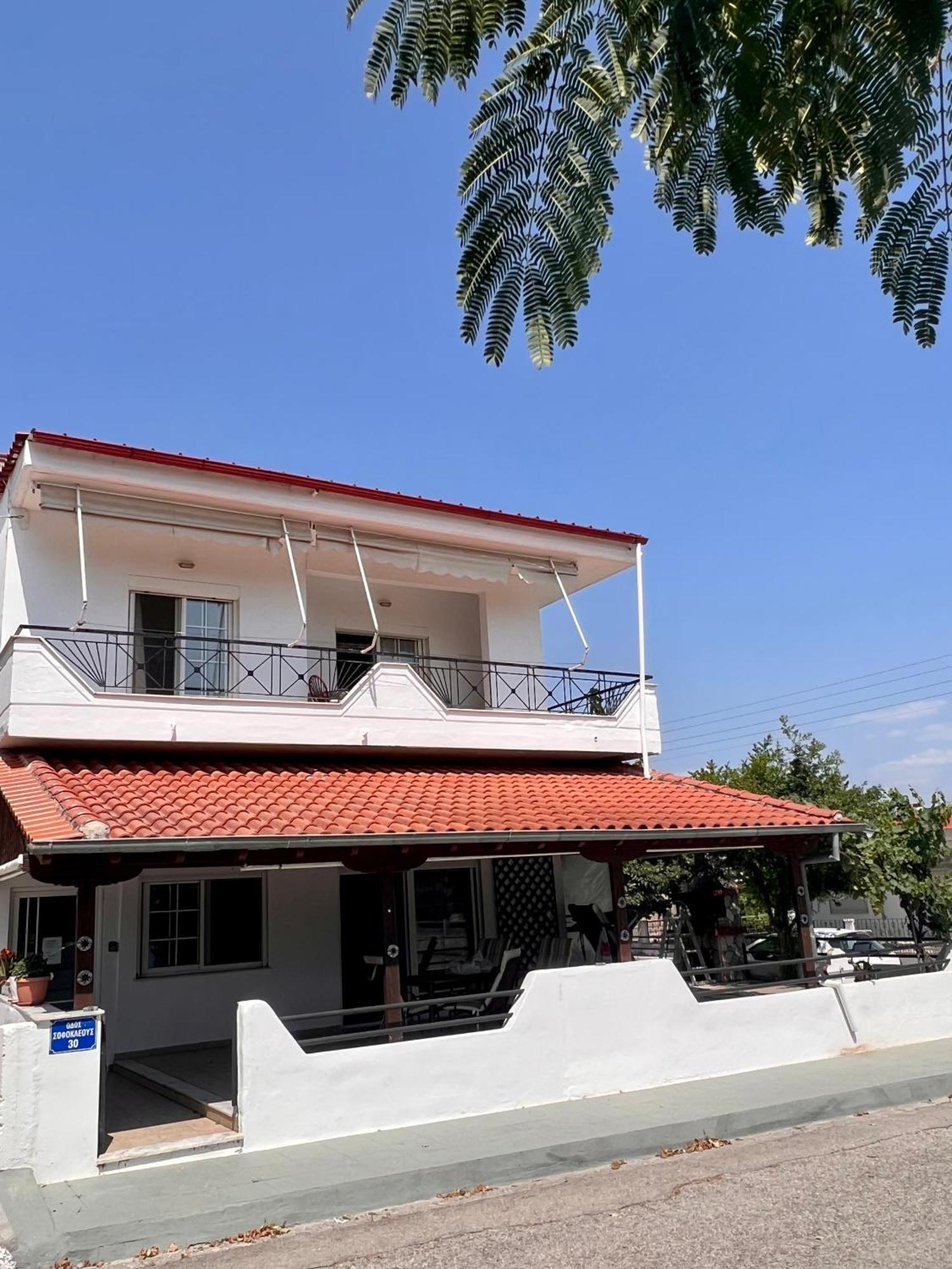 Dimitra House Entire With Balcony And View Apartment